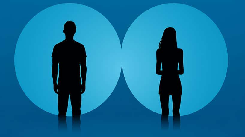 Silhouet van oudere vrouw en jongere man date